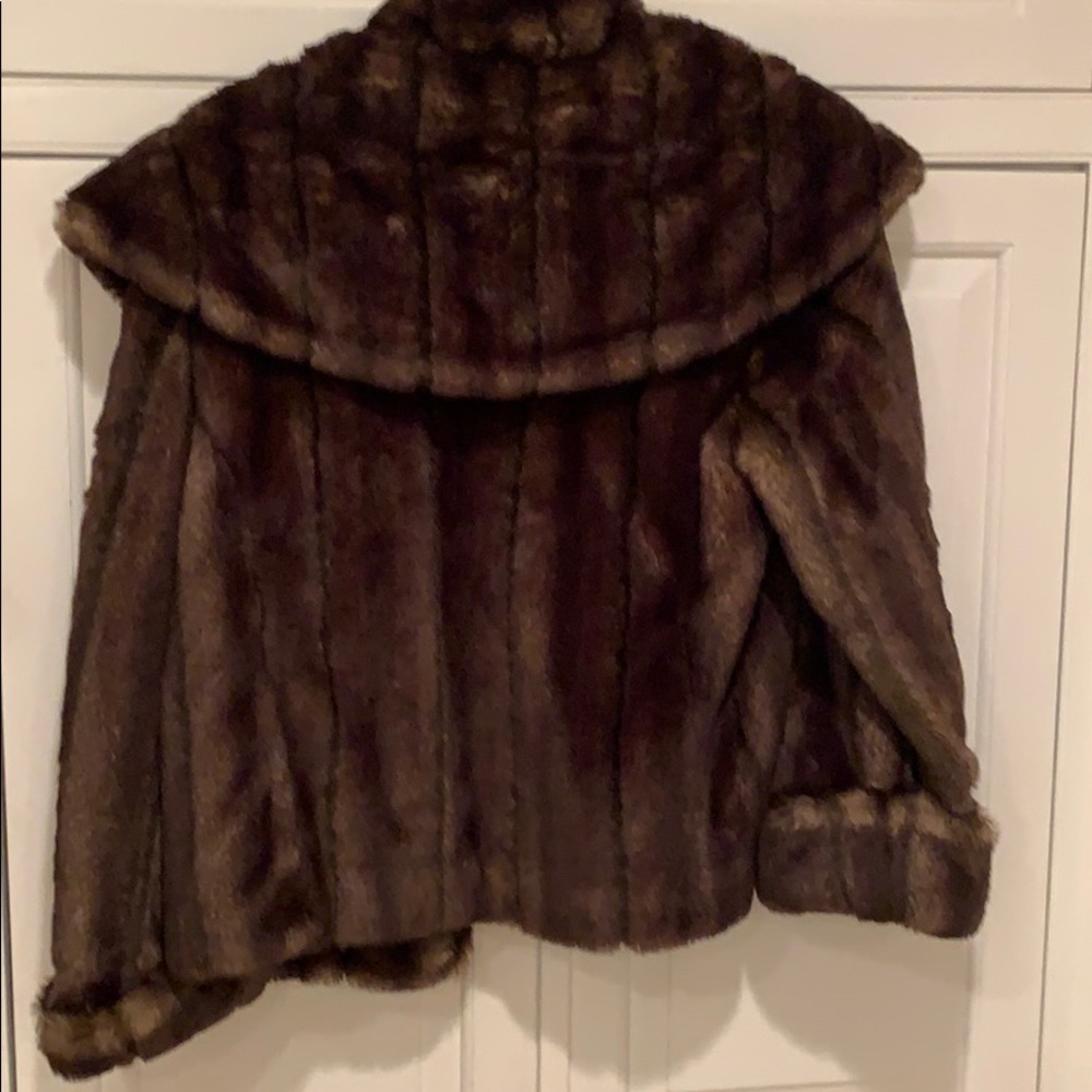 INC International Faux Fir Jacket. Size M. - Picture 3 of 3